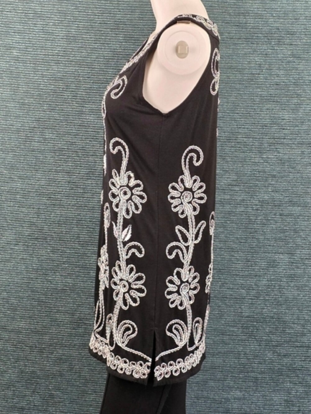 Lauren Michelle Vintage Black And White Whimsical Long Top Or Mini-Dress - Picture 2 of 10